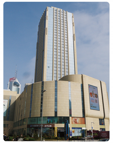 青島某超高層辦公樓地下室抗浮加固，主體施工至3層時(shí)發(fā)生地下室上浮事故，采用抗浮錨桿進(jìn)行加固。(2012年)